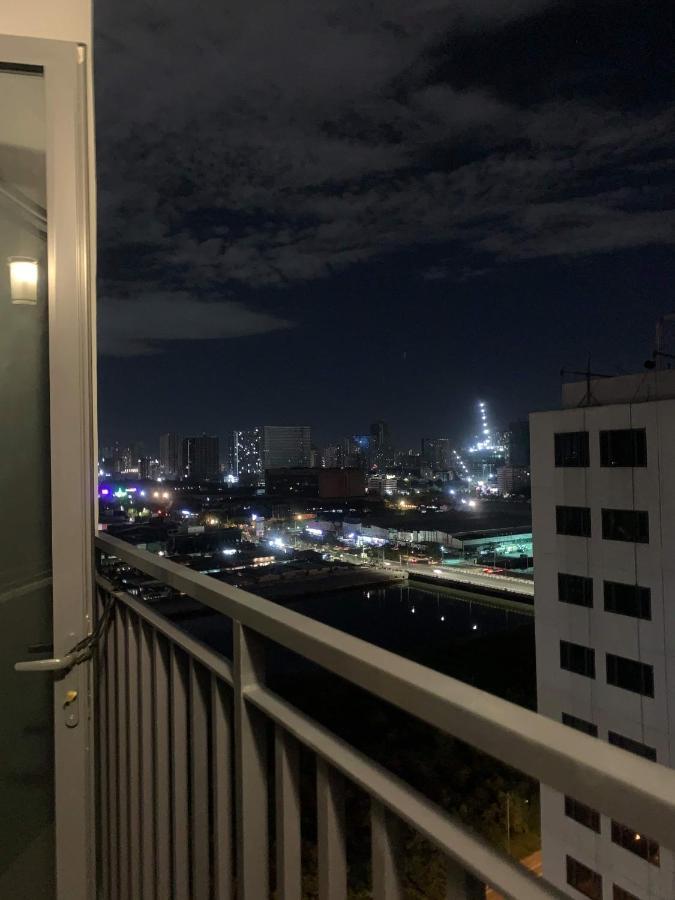 Staycation Shore 2 Moa Pasay Манила Екстериор снимка